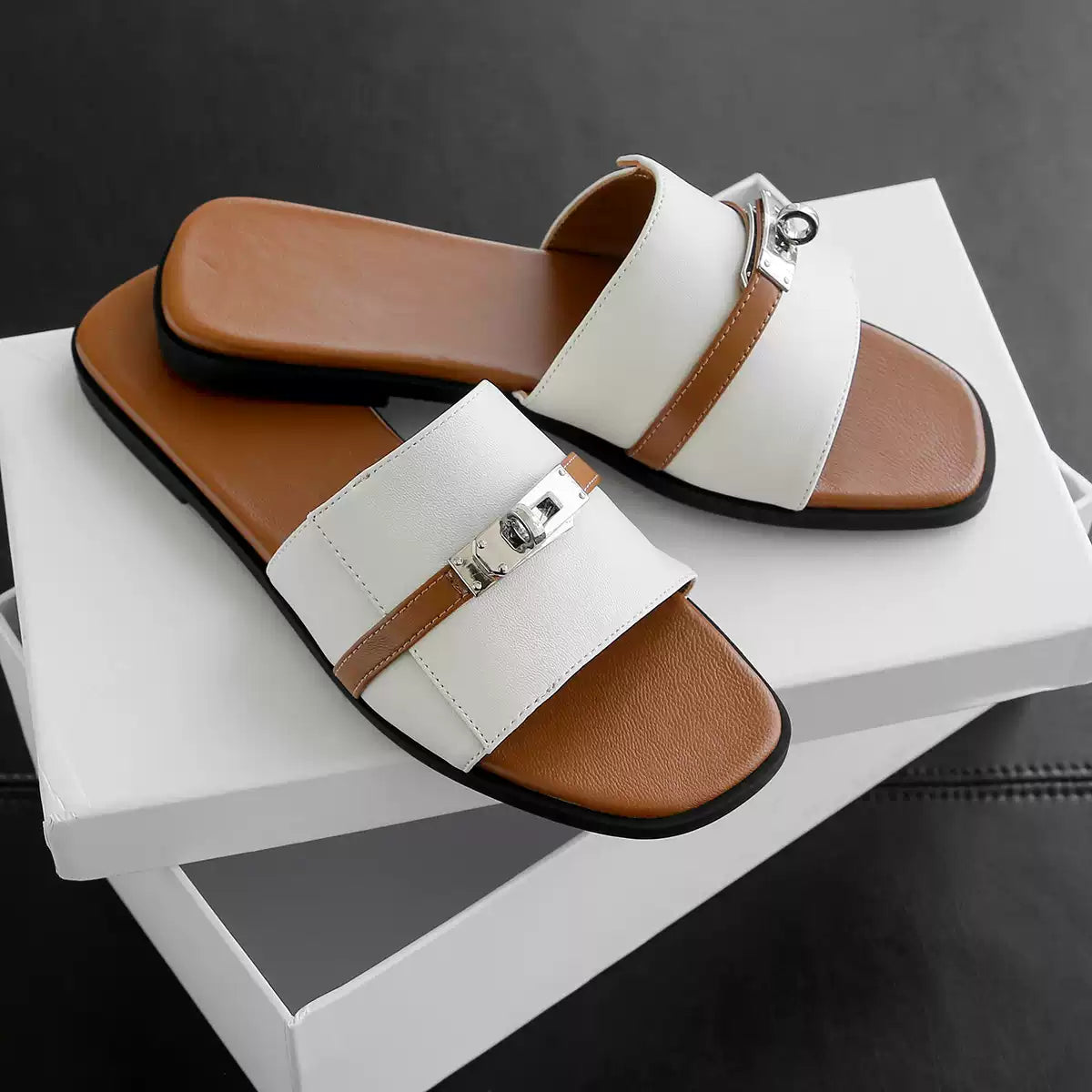 White Summer Square-toe Flat Leather Sandals Slipper Shoes with a Buckle Strap for Women